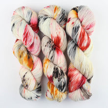 Load image into Gallery viewer, Cowgirlblues Proper Sock Varigated Hand Dye