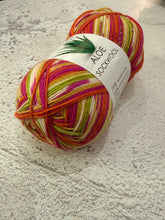 Load image into Gallery viewer, Hjertegarn ALOE SOCKWOOL