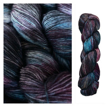 Load image into Gallery viewer, Symfonie - Viva DK Superwash Merino Wool
