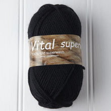 Load image into Gallery viewer, Hjertegarn Vital Superwash DK Wool