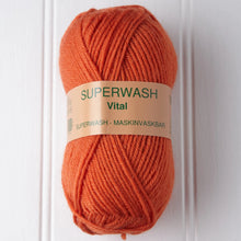 Load image into Gallery viewer, Hjertegarn Vital Superwash DK Wool