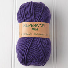 Load image into Gallery viewer, Hjertegarn Vital Superwash DK Wool