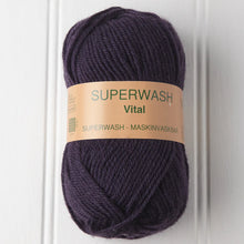 Load image into Gallery viewer, Hjertegarn Vital Superwash DK Wool