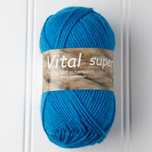 Load image into Gallery viewer, Hjertegarn Vital Superwash DK Wool