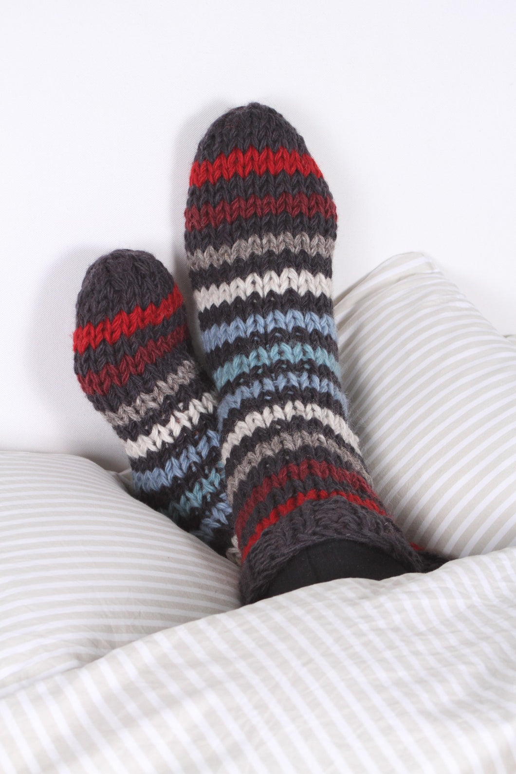 Pachamama Mens Clifden Sofa Socks - Red